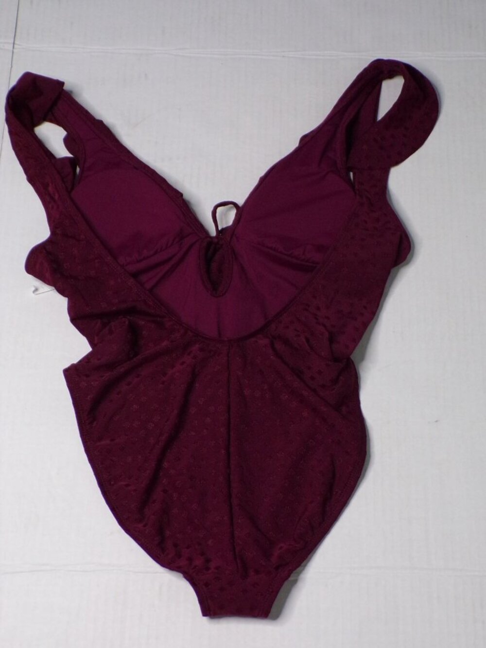 🆕ROBIN PICCONE Juliana Plunge One Piece Ruffle Swimsuit Burgundy 8 - Picture 7 of 8